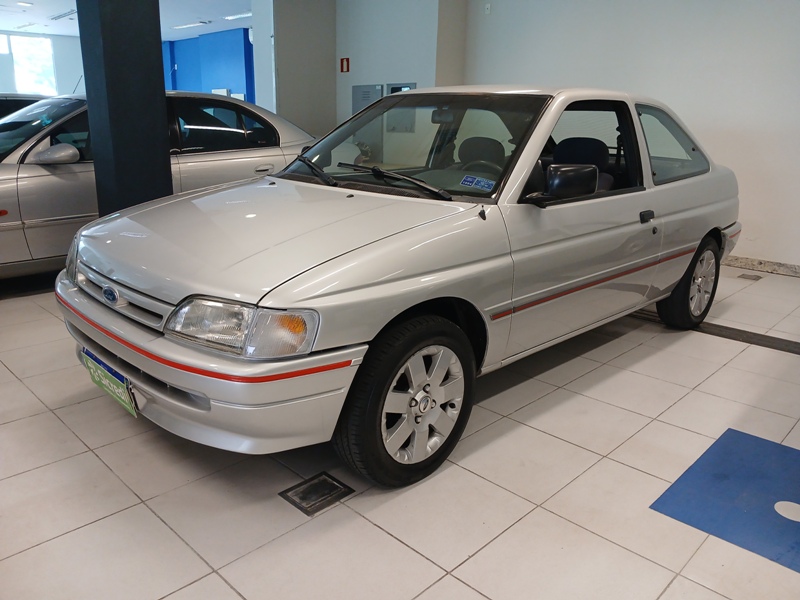 Ford Escort GL 1.6 MPI
