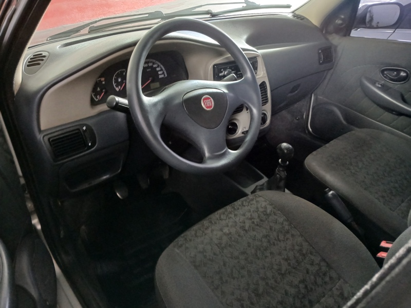 Fiat Siena Celebration 1.0 Fire Flex 8V 4p