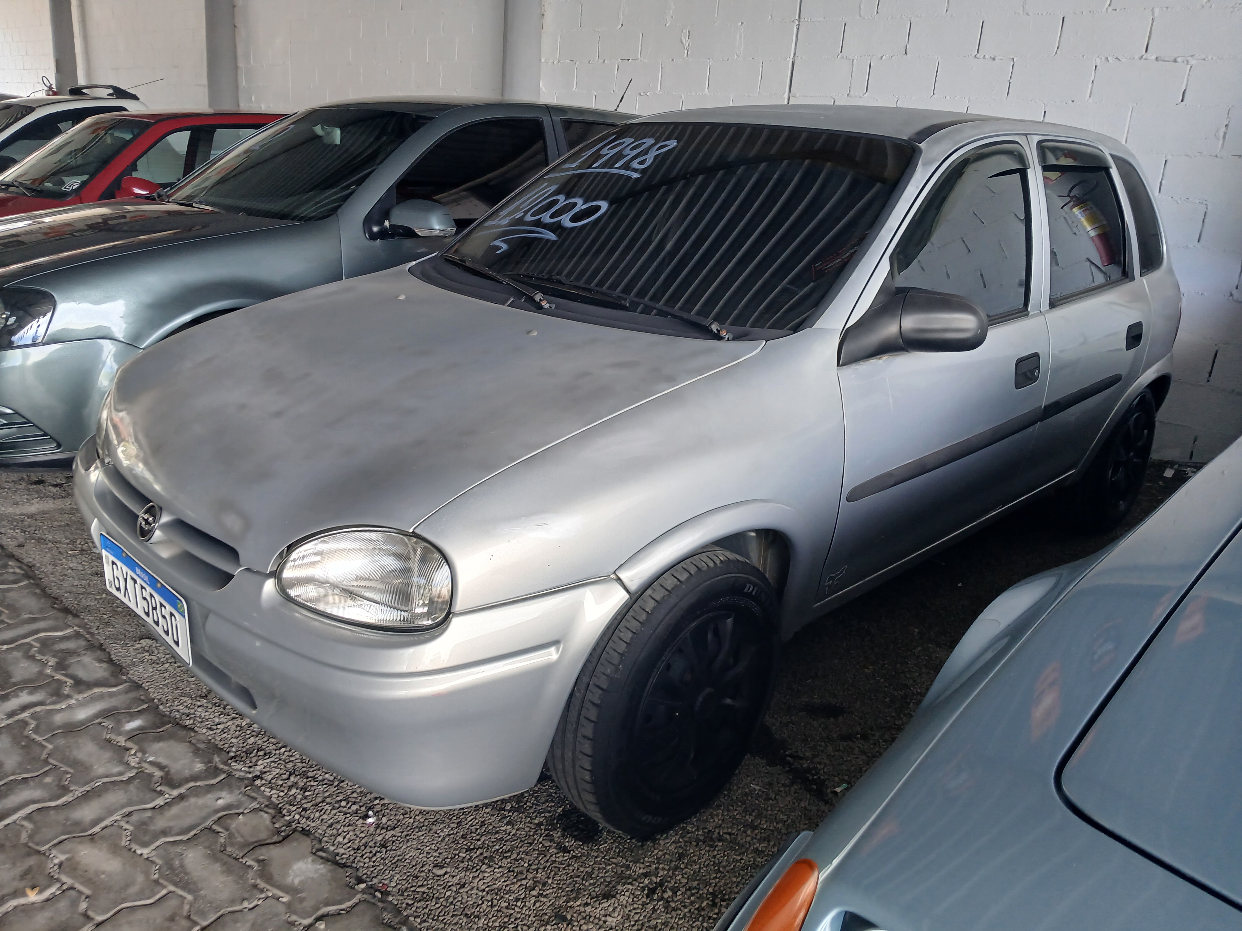 GM - Chevrolet Corsa Hatch