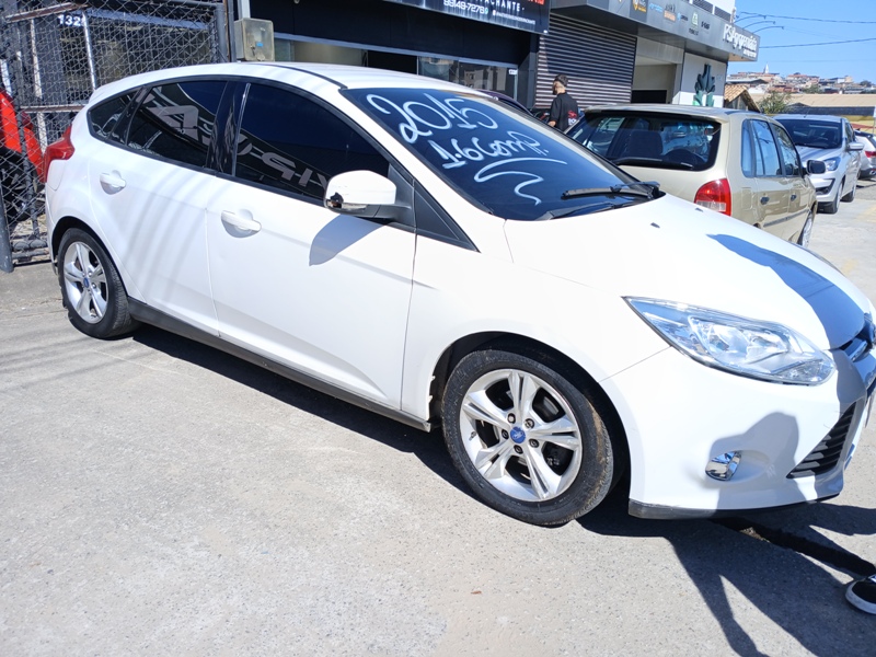 Ford Focus 1.6 S/SE/SE Plus Flex 8V/16V  5p