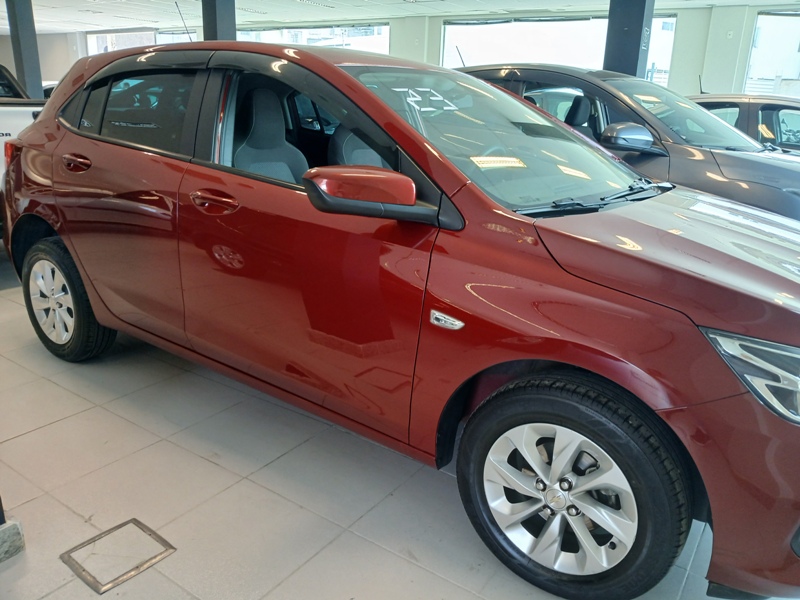 GM - Chevrolet Onix LT 1.0