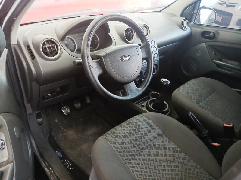 Ford Fiesta Sedan