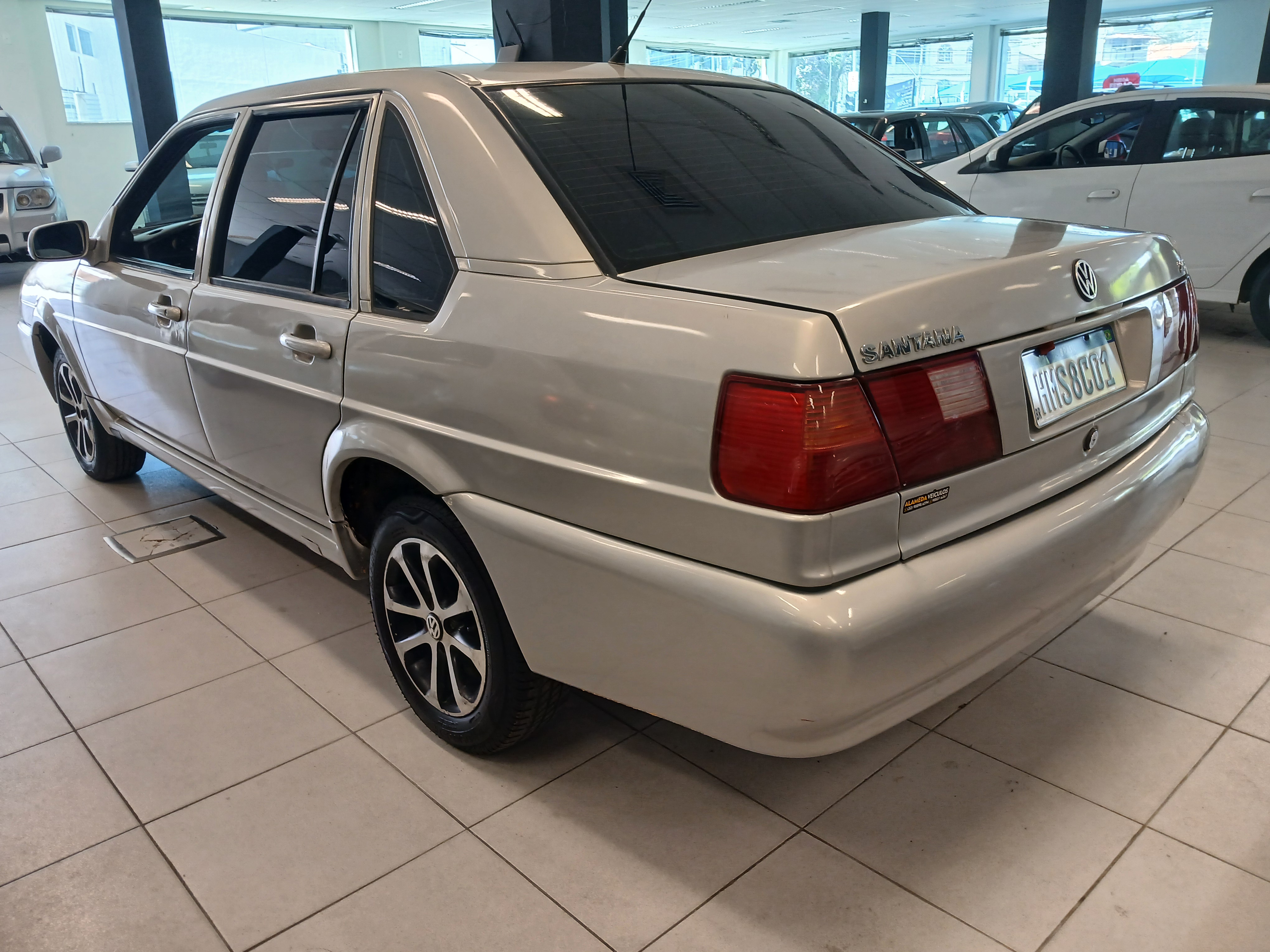 VW - VolksWagen Santana 2.0 Mi 2p e 4p