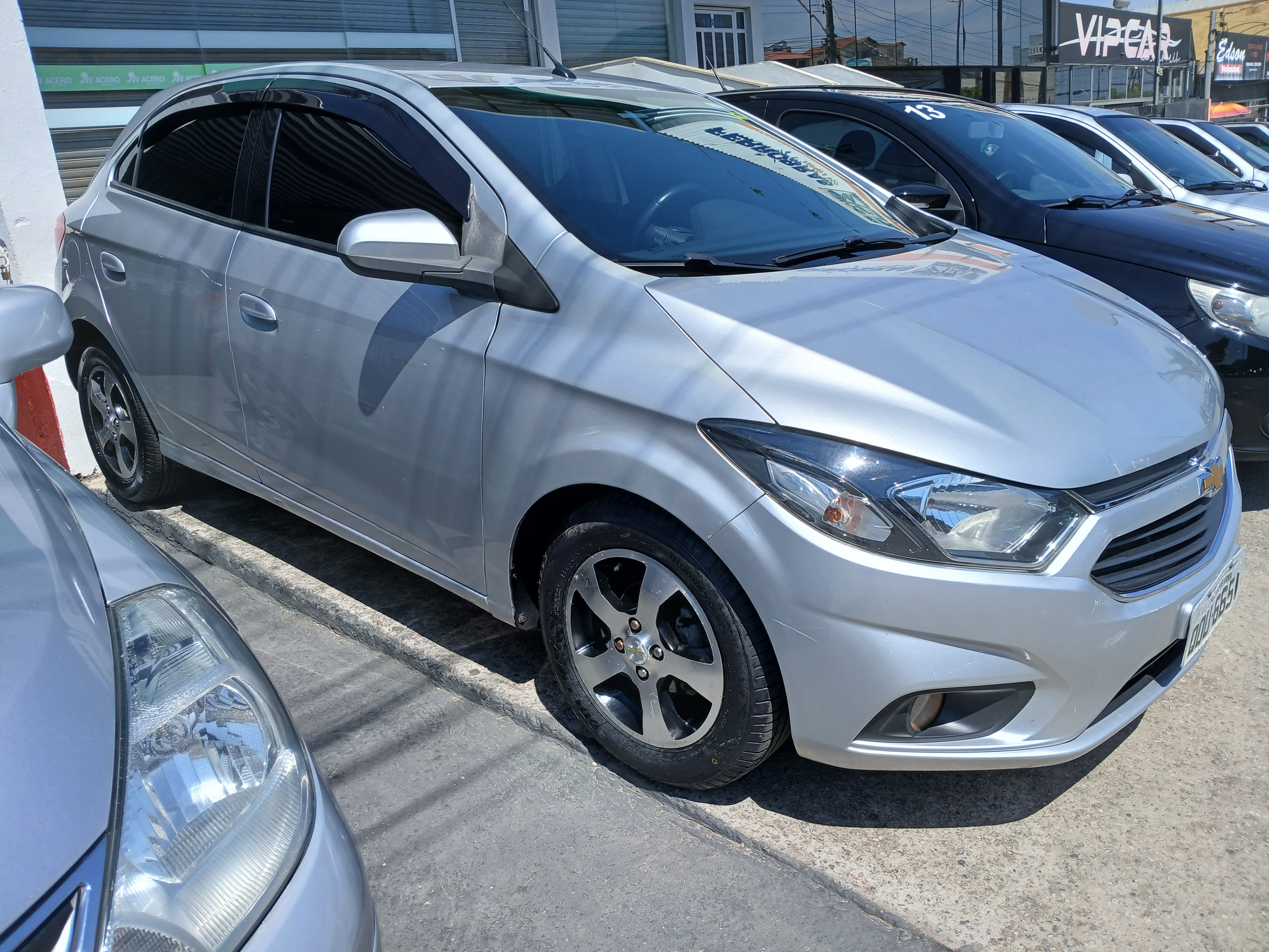 GM - Chevrolet ONIX HATCH LTZ 1.4 8V FlexPower 5p Mec.
