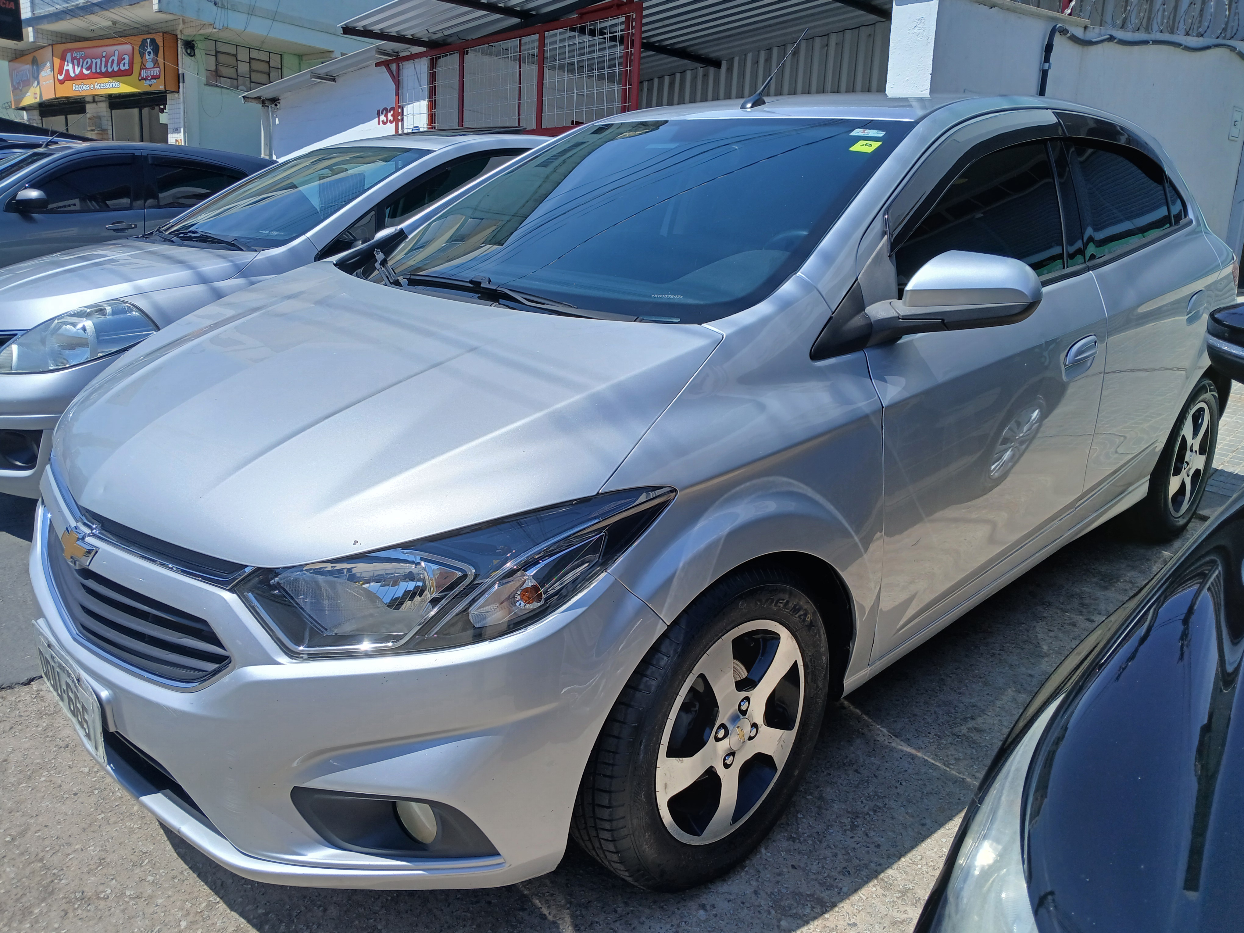 GM - Chevrolet ONIX HATCH LTZ 1.4 8V FlexPower 5p Mec.