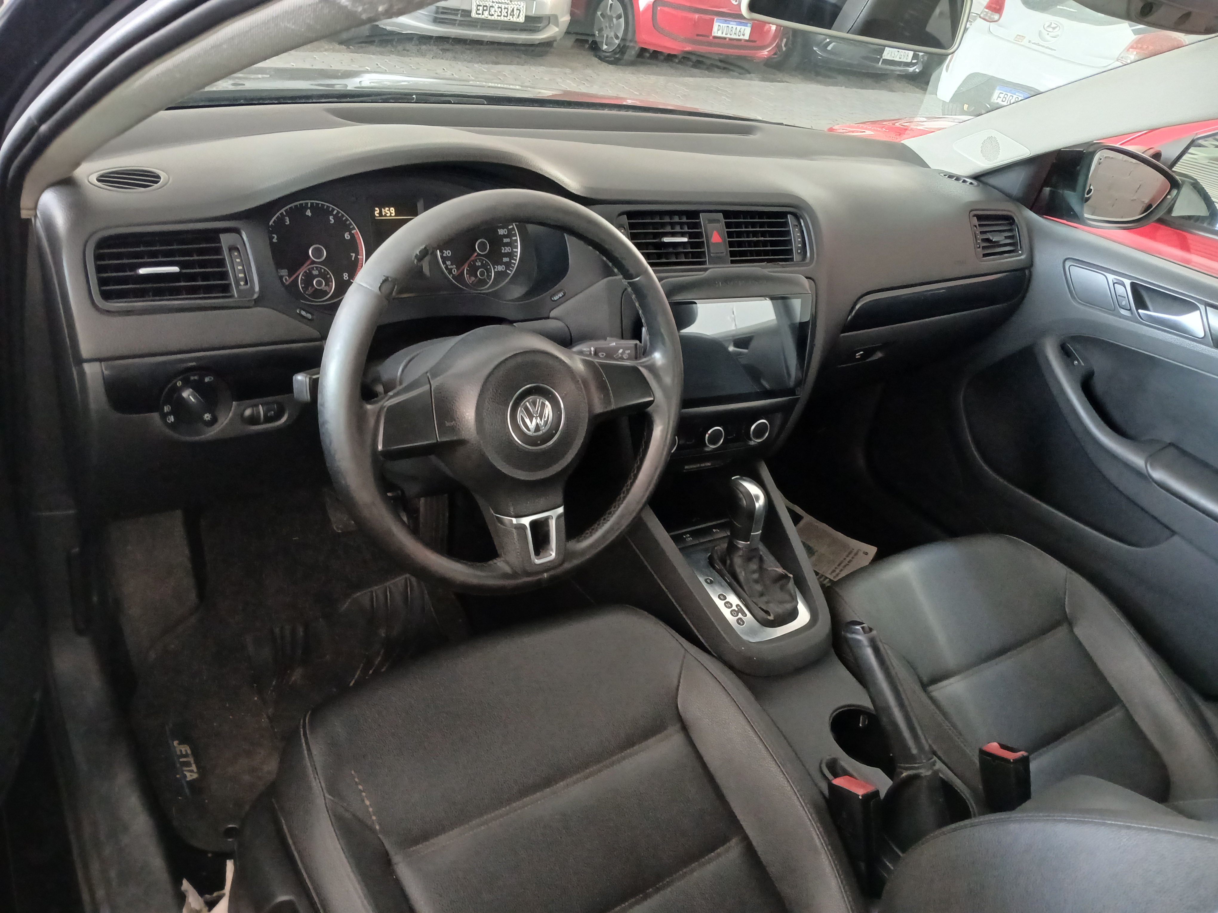VW - VolksWagen Jetta Confortline
