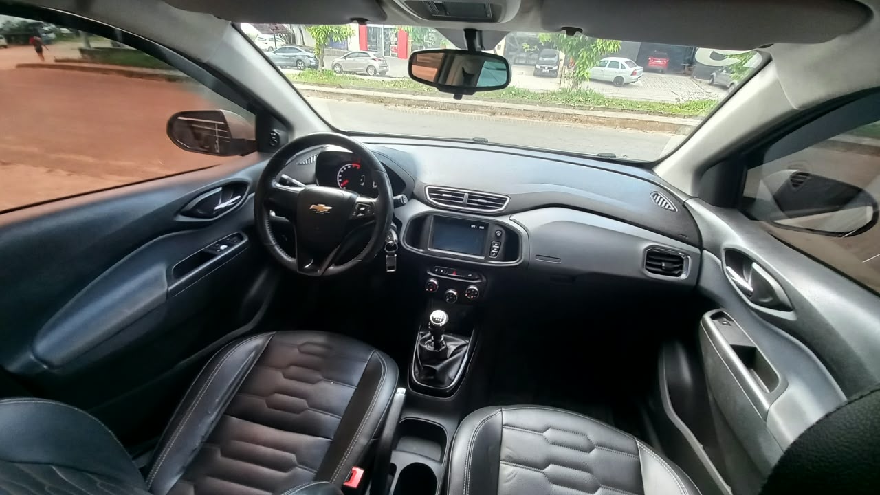 GM - Chevrolet ONIX HATCH LTZ 1.4 8V FlexPower 5p Mec.