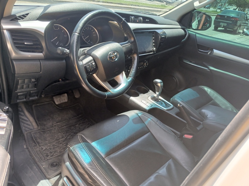 Toyota Hilux CD SRV 4x4 2.8 TDI Diesel Aut.