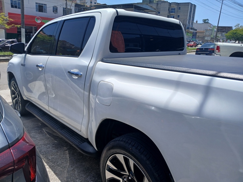 Toyota Hilux CD SRV 4x4 2.8 TDI Diesel Aut.