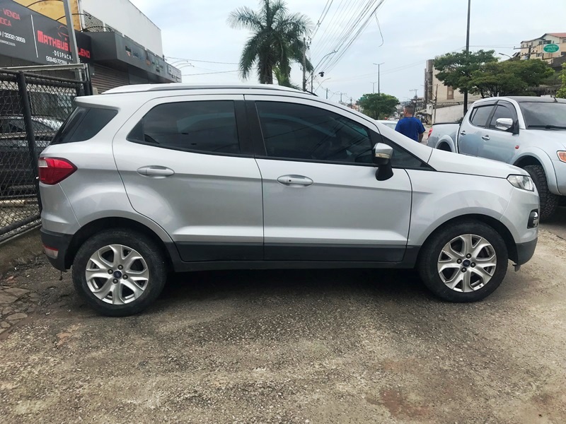 Ford EcoSport TITANIUM 2.0 16V Flex 5p