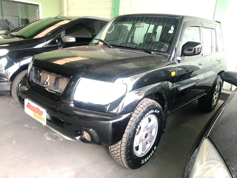 Mitsubishi Pajero TR4