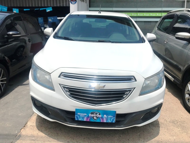 GM - Chevrolet Onix LT 1.4