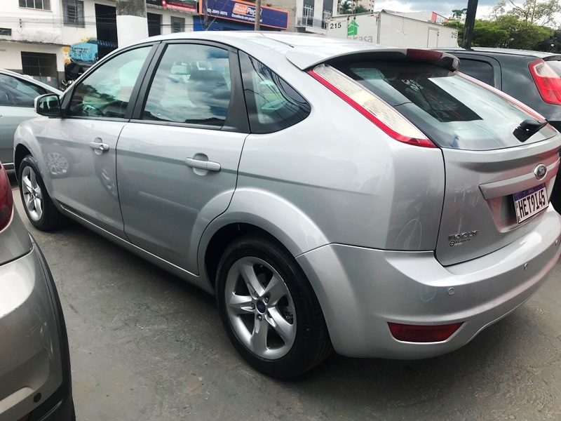 Ford Focus 1.6 S/SE/SE Plus Flex 8V/16V  5p	