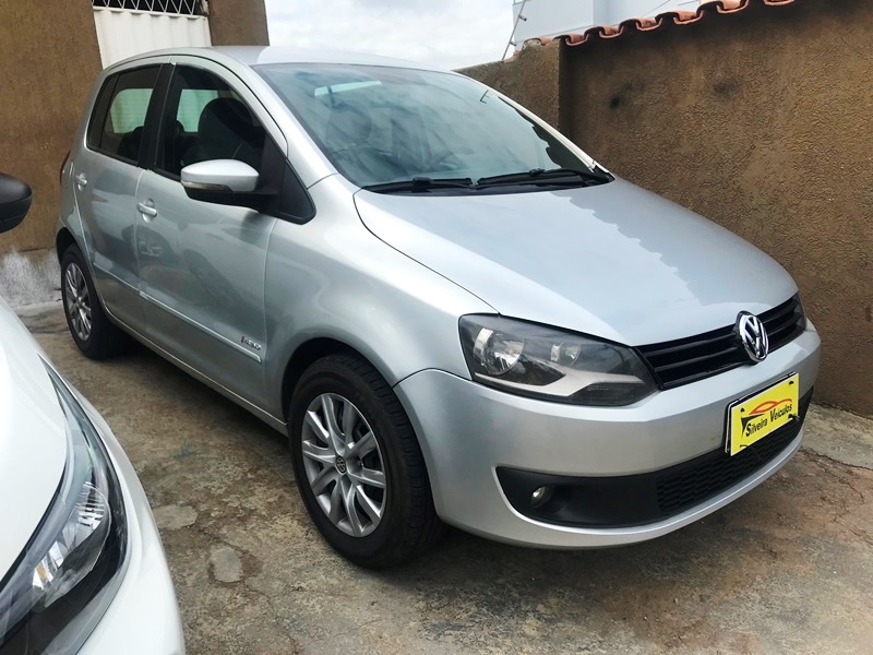 VW - VolksWagen FOX 1.0 iTREND Completo