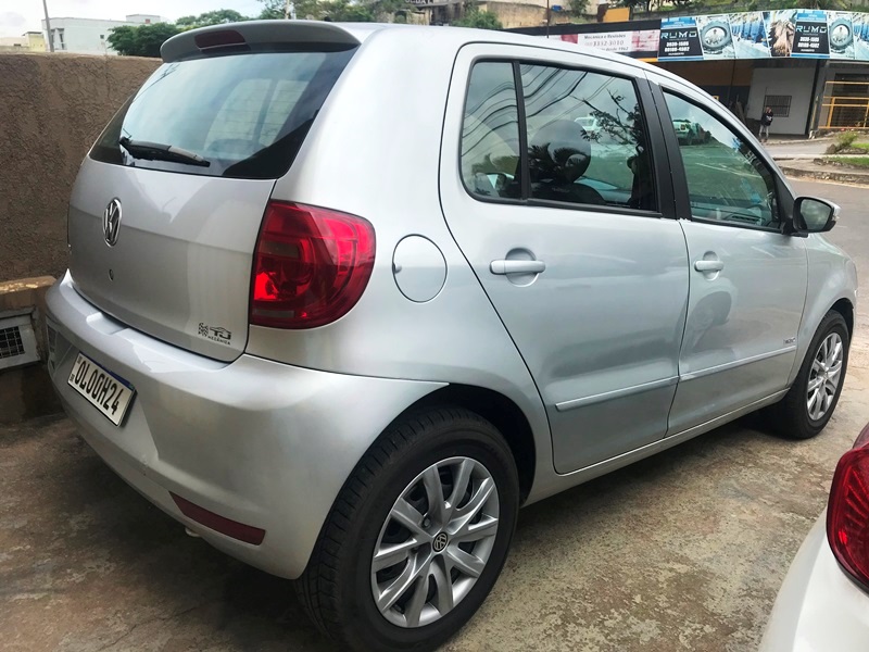 VW - VolksWagen FOX 1.0 iTREND Completo