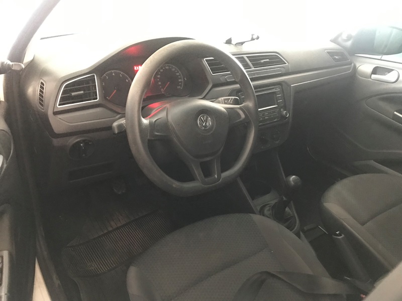 VW - VolksWagen Gol (novo) 1.0 Mi Total Flex 8V 4p