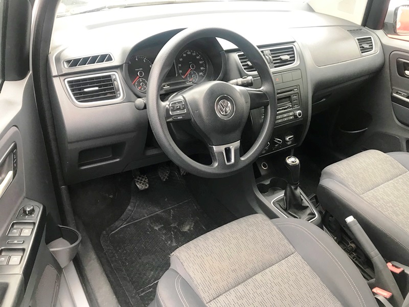 VW - VolksWagen FOX 1.0 iTREND Completo