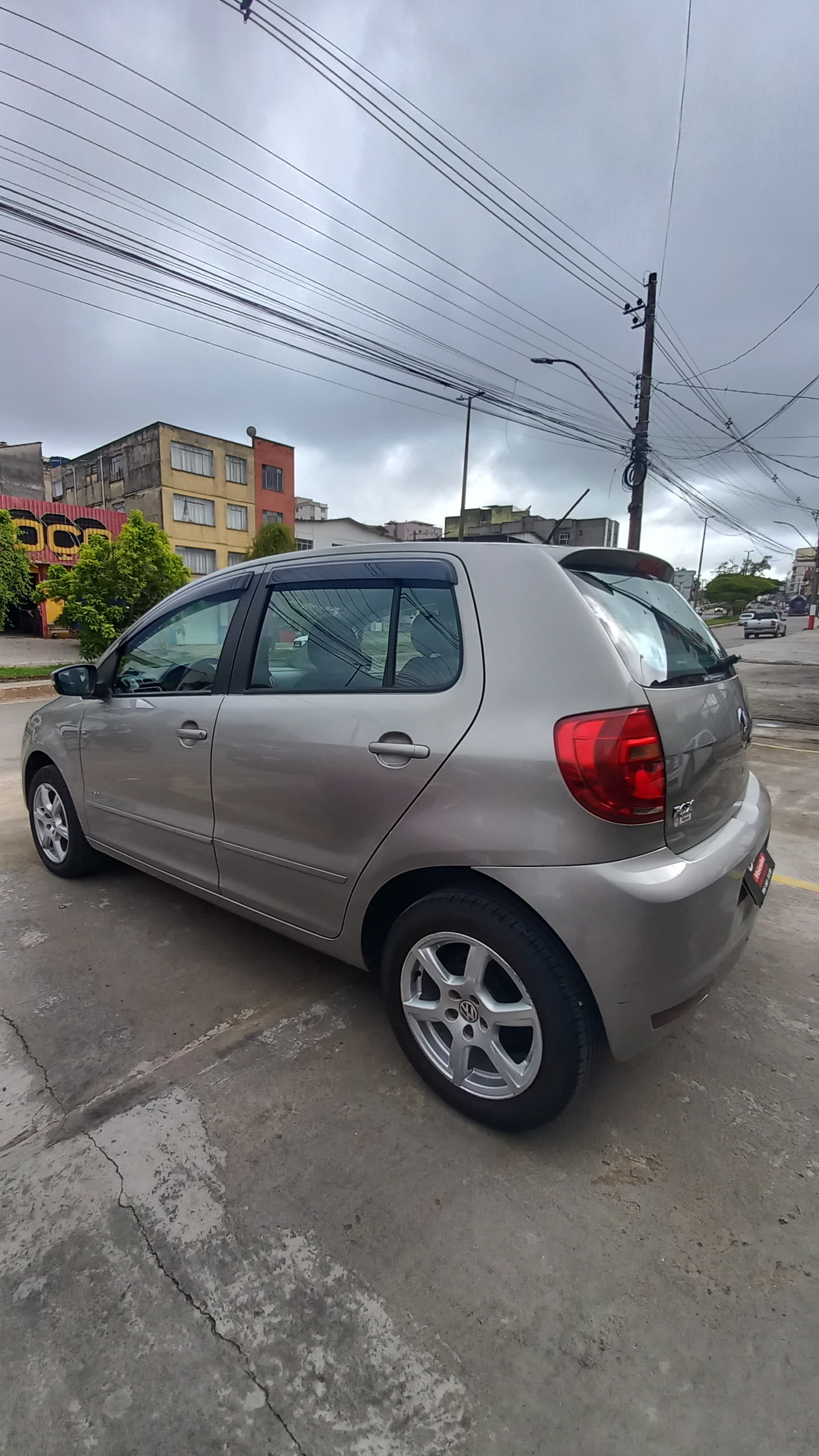 VW - VolksWagen Fox Trendline 1.6 Flex 8V 5p