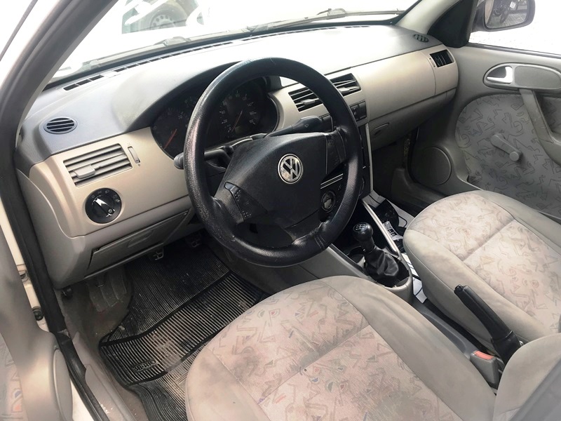 VW - VolksWagen Gol 1.0 Plus 16v 4p