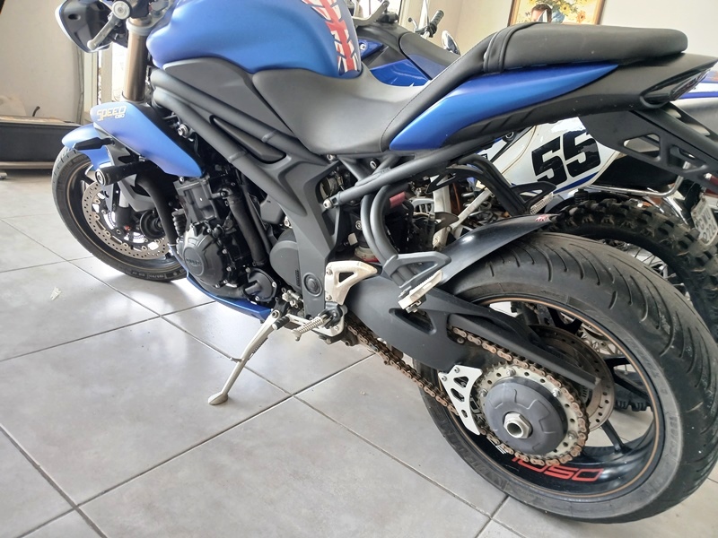 TRIUMPH SPEED TRIPLE 1050i