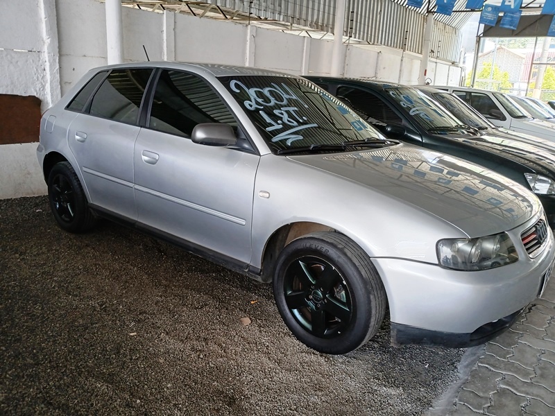 Audi A3 1.8 5p Mec.	