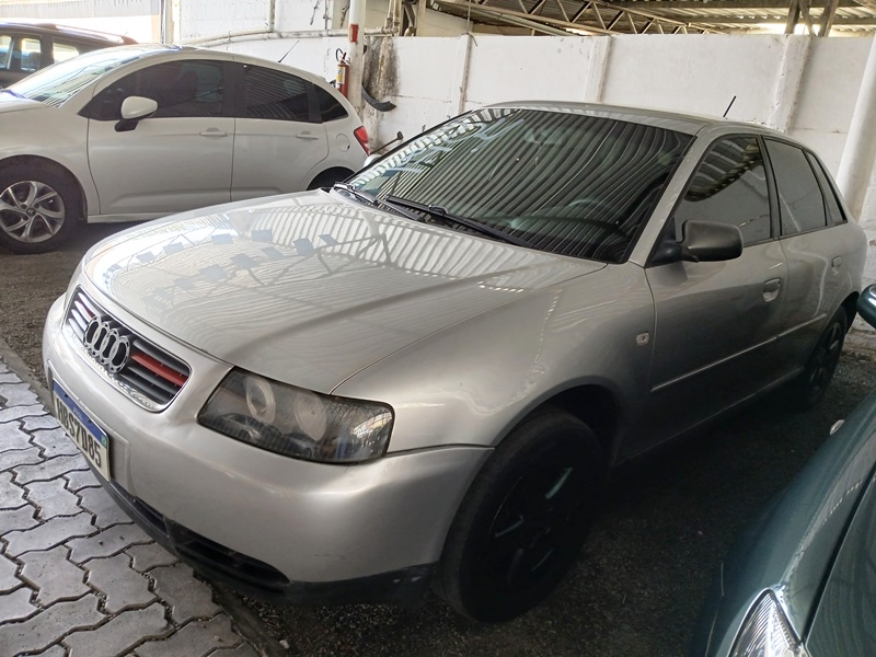 Audi A3 1.8 5p Mec.