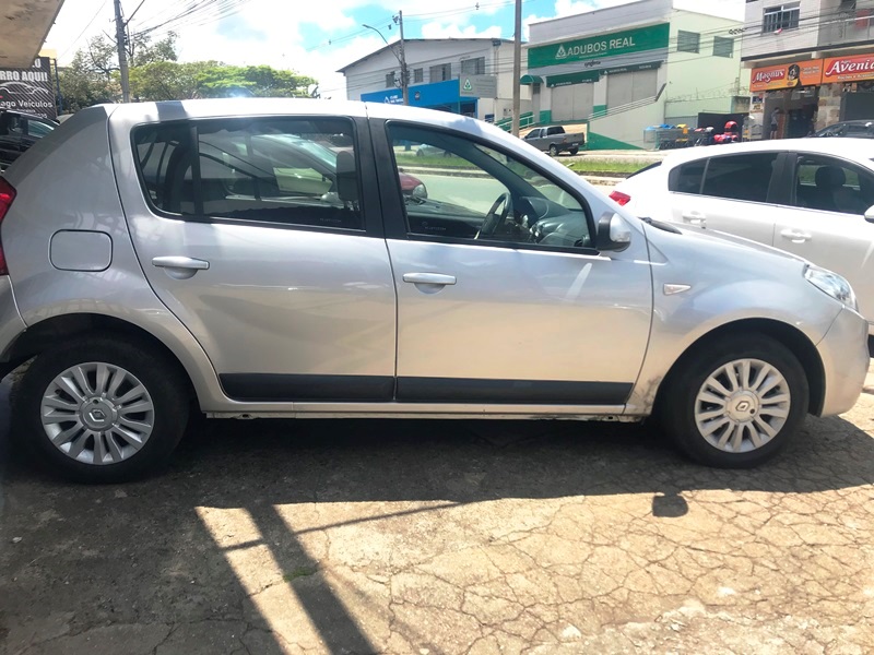 Renault SANDERO Privilège Hi-Flex 1.6 16V 5p Aut
