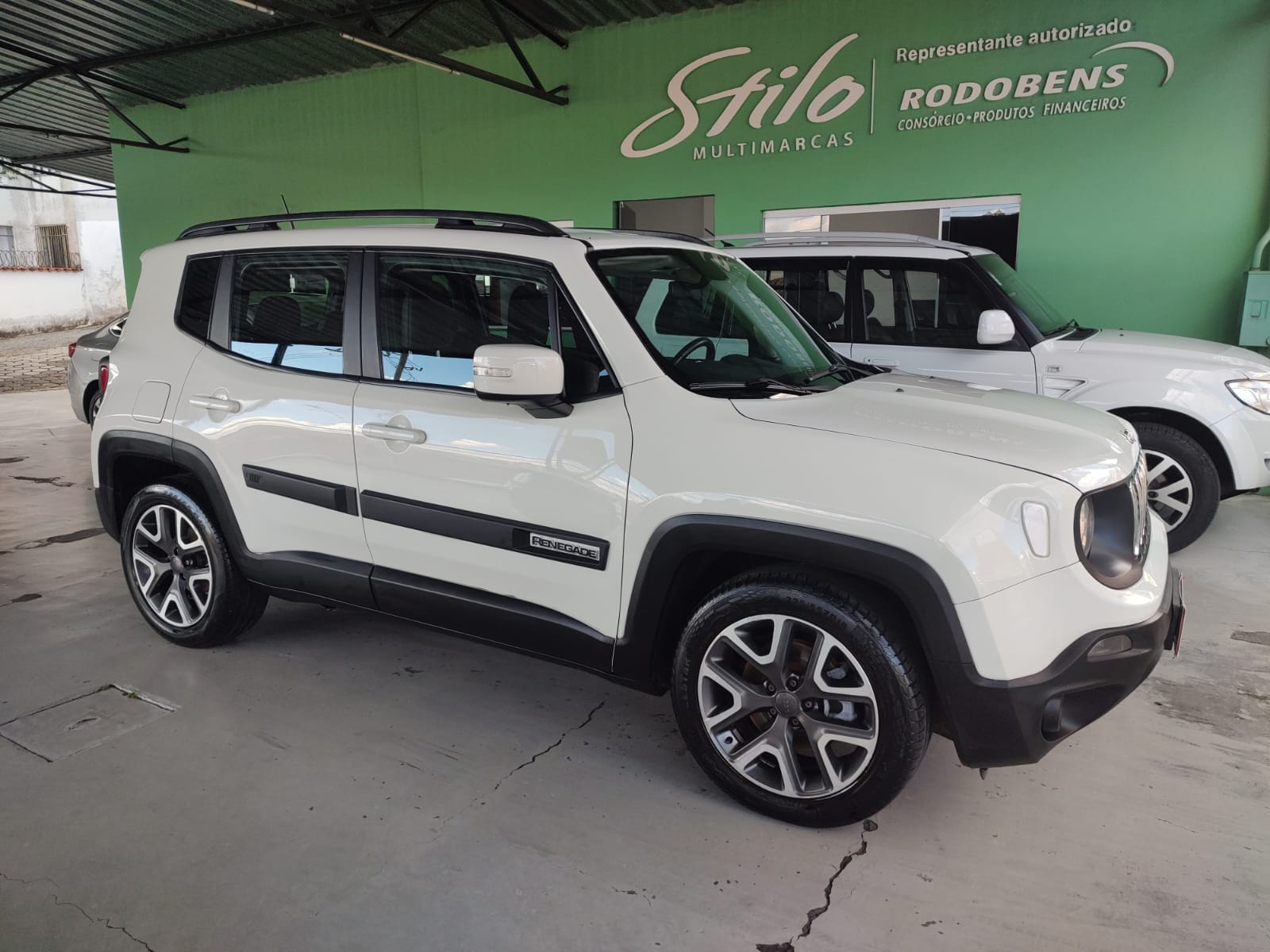 Jeep Renegade Longitude 1.8 4x2 Flex 16V Aut.
