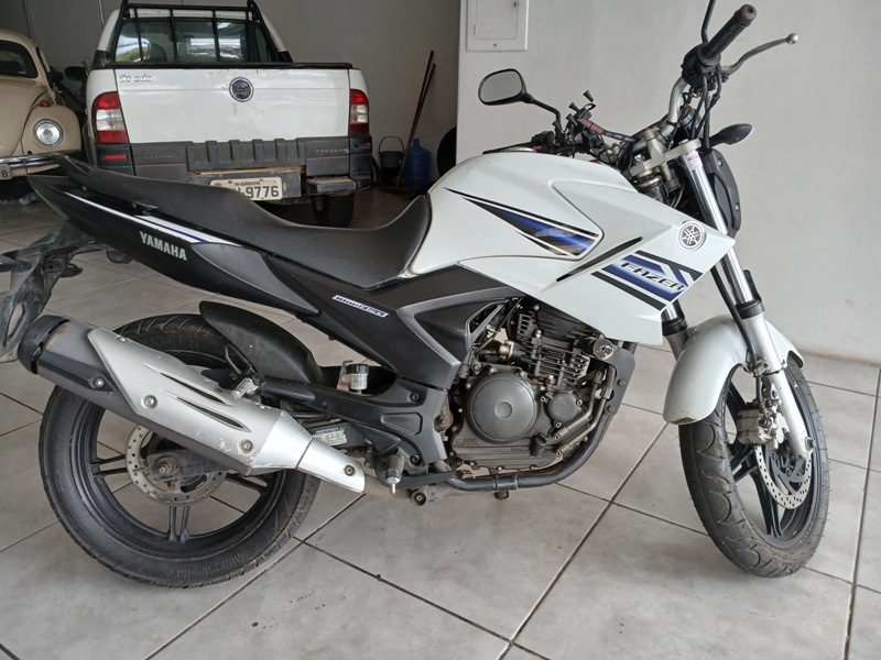 YAMAHA FZ25 250 FAZER FLEX