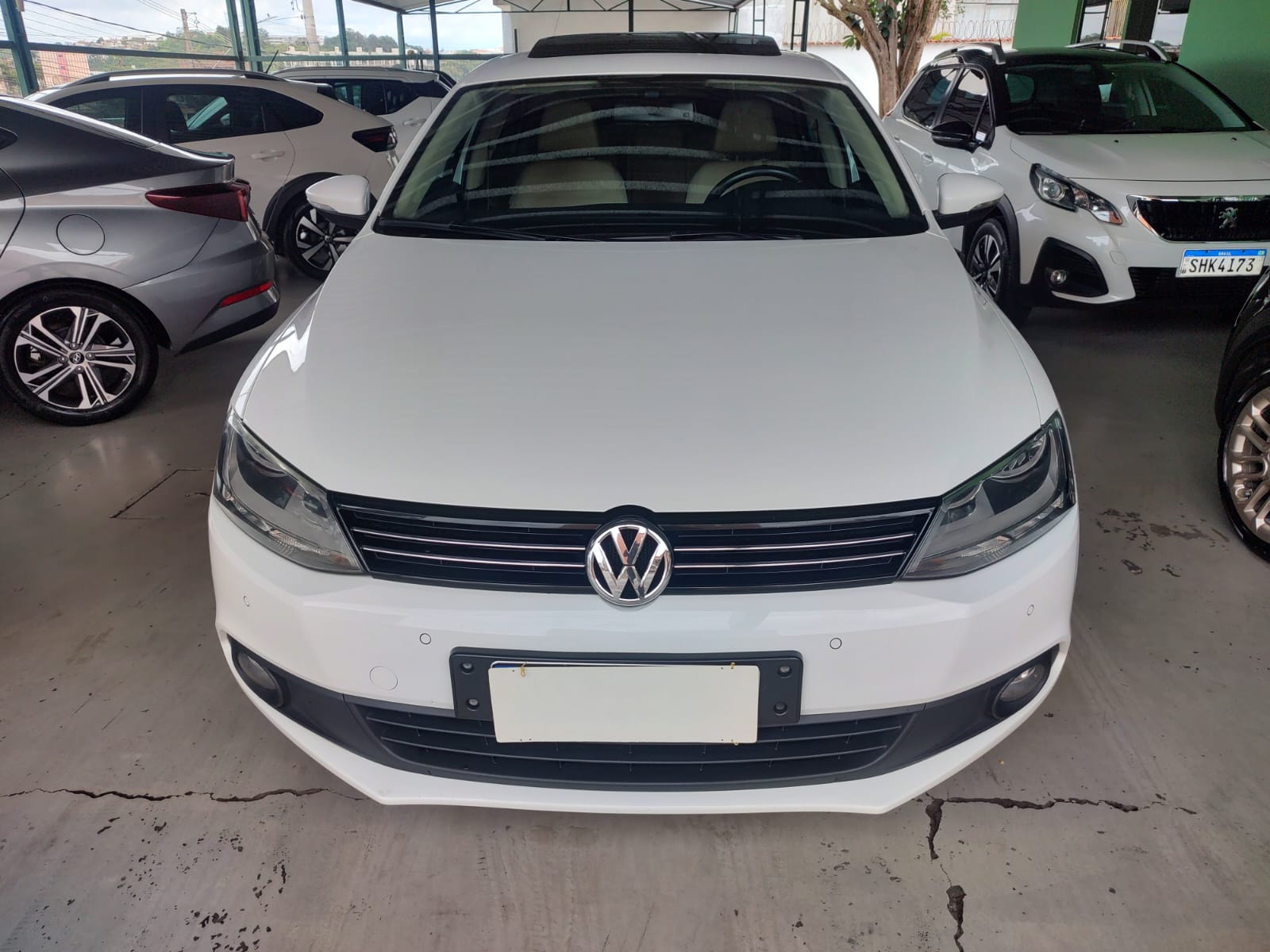 VW - VolksWagen JETTA Comfortline 2.0 T.Flex 8V 4p Tipt.