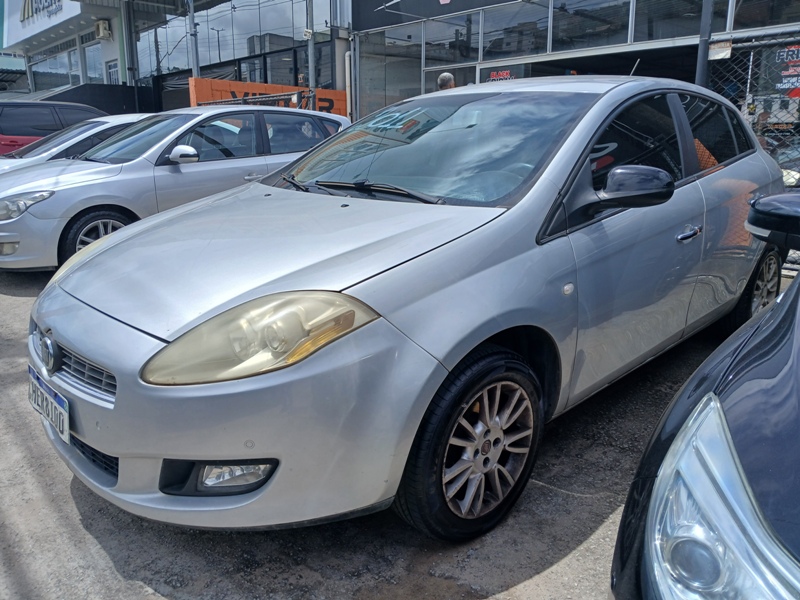 Fiat Bravo ESSENCE 1.8 Flex 16V 5p