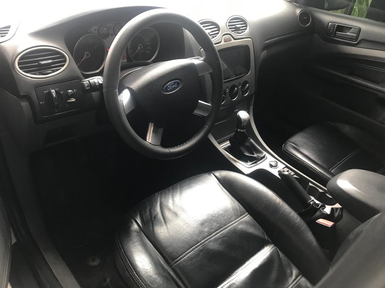 Ford Focus 1.6 S/SE/SE Plus Flex 8V/16V  5p