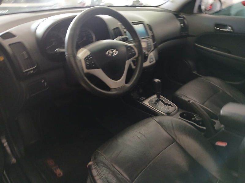 Hyundai i30 2.0 16V 145cv 5p Aut.