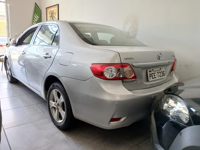 Toyota Corolla XEi 1.8/1.8 Flex 16V Aut.