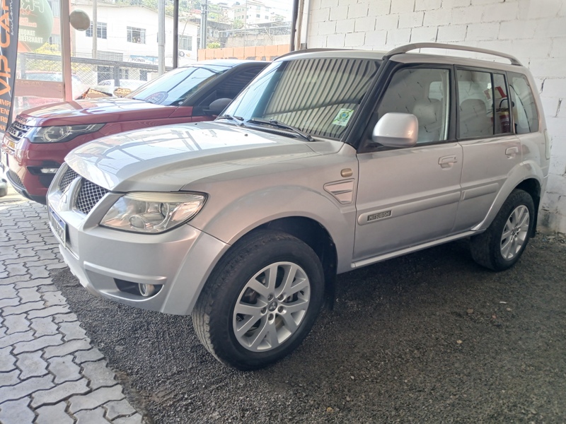 Mitsubishi Pajero TR4