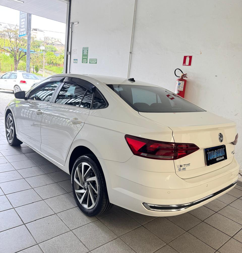 VW - VolksWagen VIRTUS Comfort. 200 TSI 1.0 Flex 12V Aut