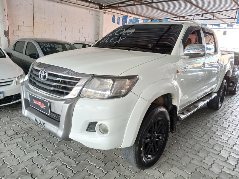Toyota Hilux CD 4x4 2.7 16V Flex Mec.