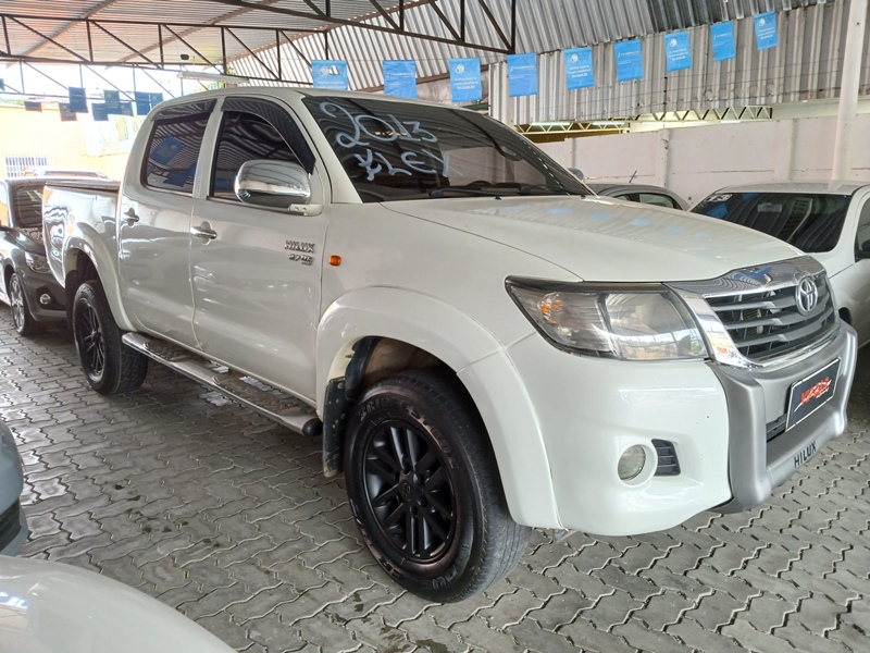 Toyota Hilux CD 4x4 2.7 16V Flex Mec.