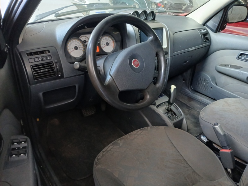 Fiat Palio Week. Adv. Dualogic 1.8 Flex