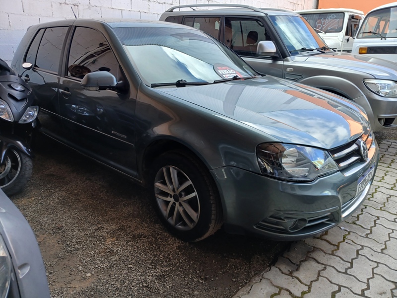 VW - VolksWagen GOLF 1.6