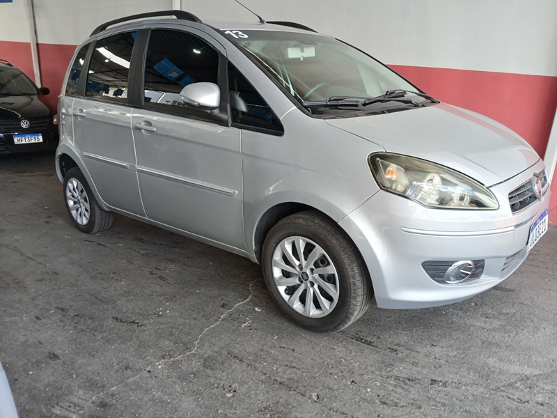 Fiat Idea ATTRACTIVE 1.4 Fire Flex 8V 5p	