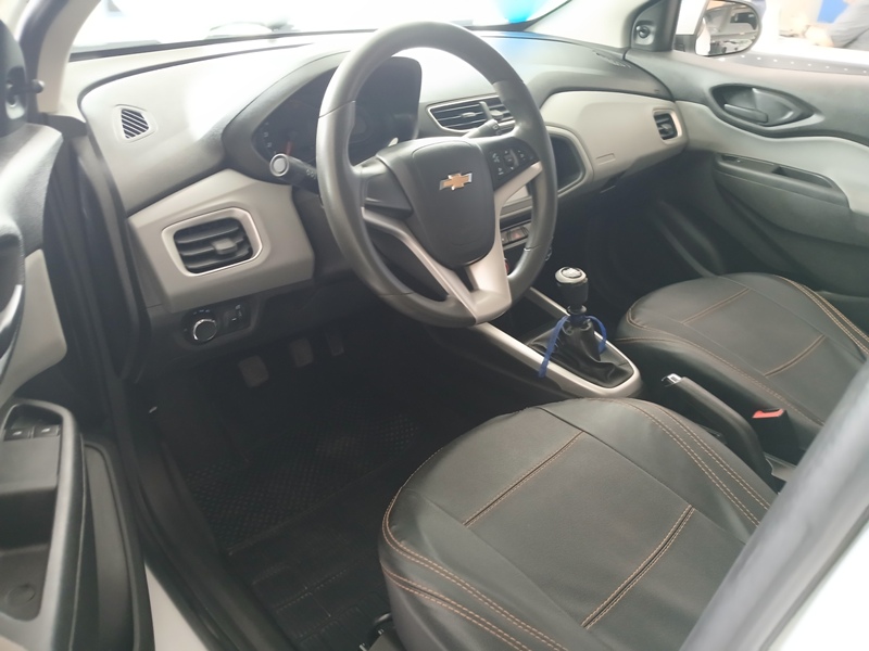 GM - Chevrolet Onix Joy