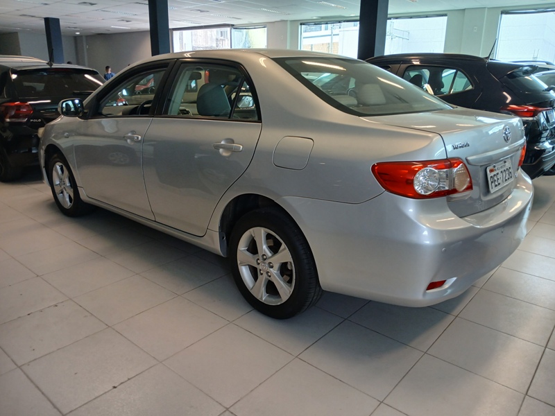 Toyota Corolla XEI