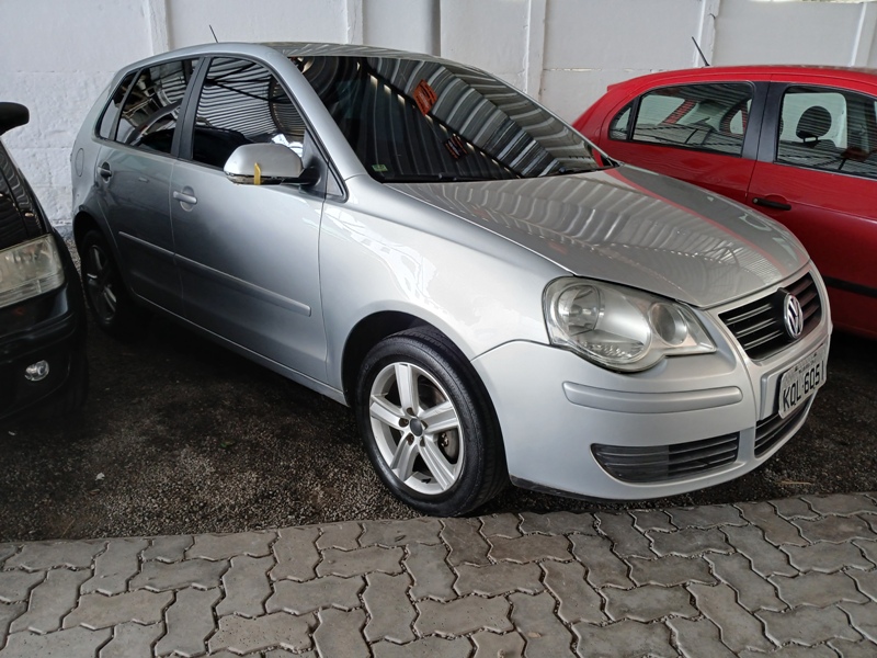 VW - VolksWagen POLO COMFORTLINE