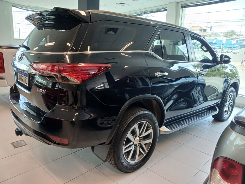 Toyota Hilux SW4 SRX 4x4 4.0 V6 24V Aut.