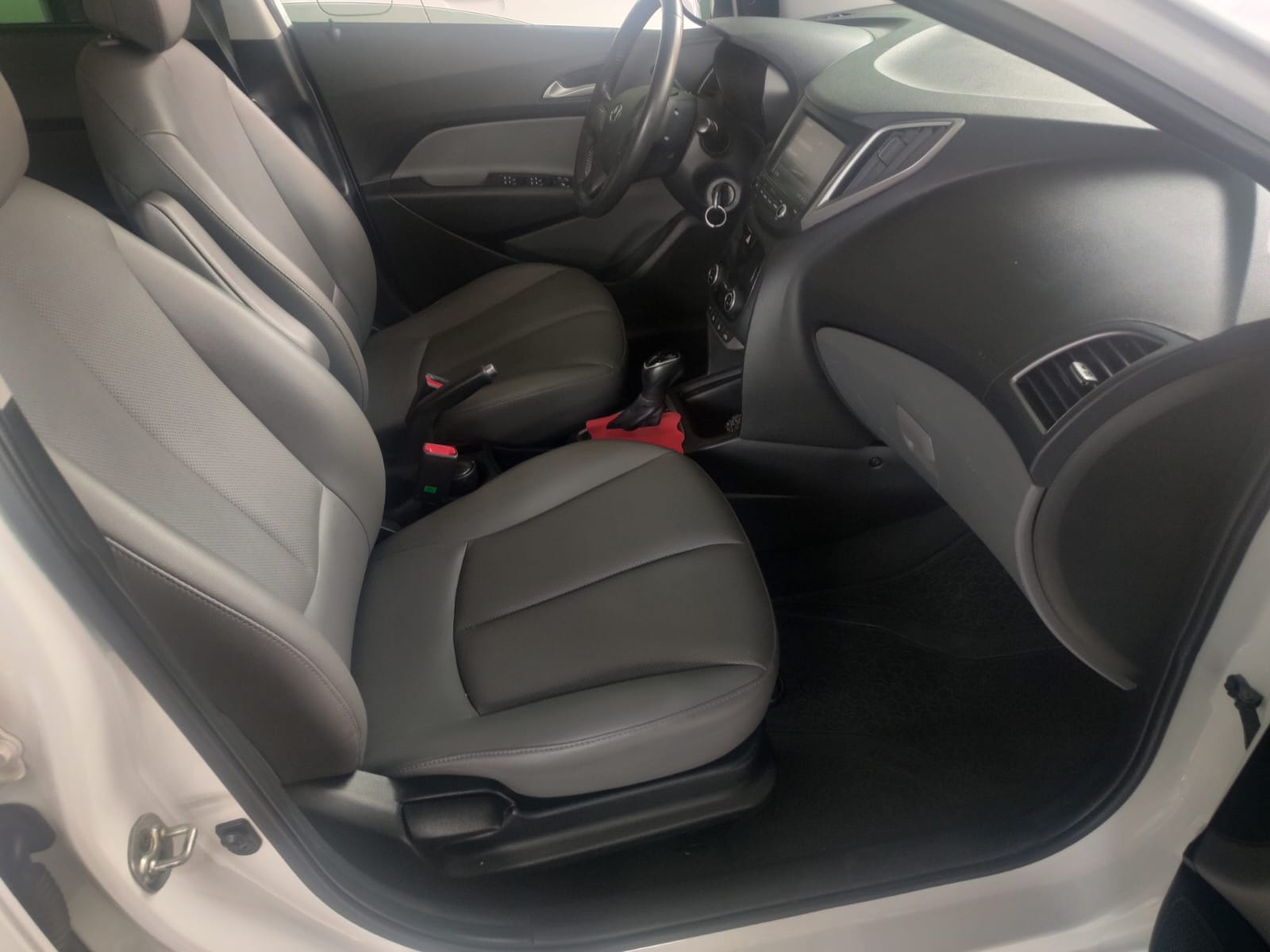 Hyundai HB20S Premium 1.6 Flex 16V Aut. 4p