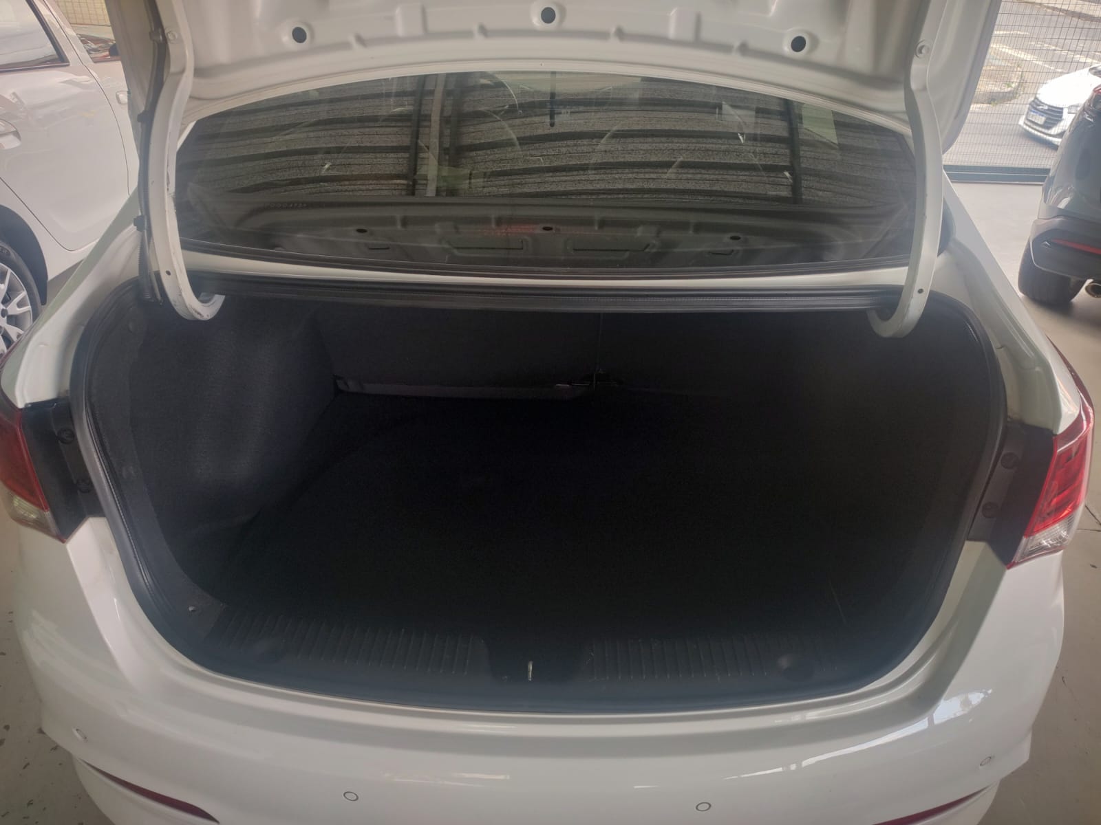 Hyundai HB20S Premium 1.6 Flex 16V Aut. 4p