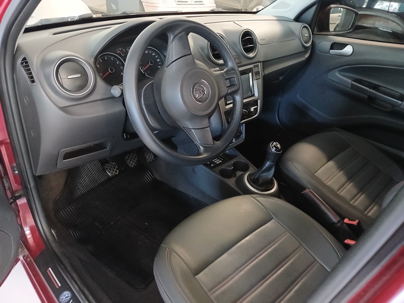 VW - VolksWagen VOYAGE 1.6/1.6 City  Mi Total Flex 8V 4p