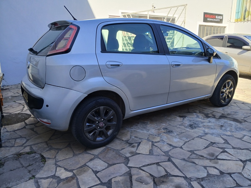 Fiat Punto ESSENCE 1.6 Flex 16V 5p