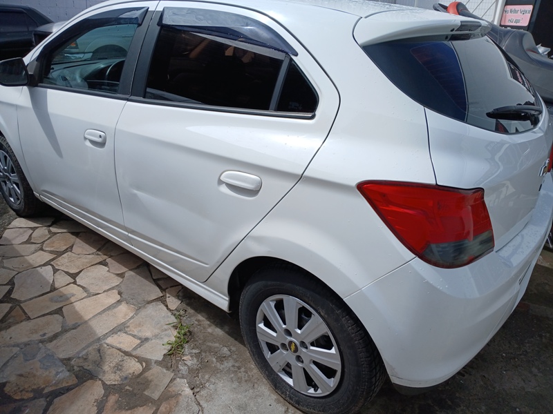 GM - Chevrolet ONIX HATCH LS 1.0 8V FlexPower 5p Mec.